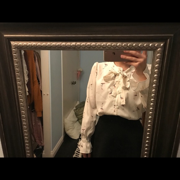 Sold🌷 - Picture 2 of 6